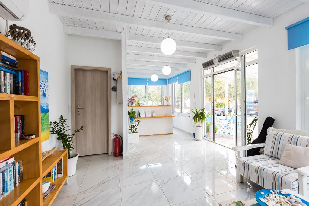 Fata Morgana Studios & Apartments 크랭고카스텔론 외부 사진